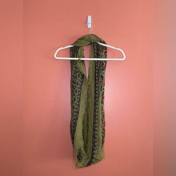 NWT Xhilaration Olive Bohemian Infinity Scarf - Picture 3 of 5